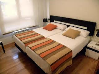 Apartamentos Albatros Llanes Esterno foto